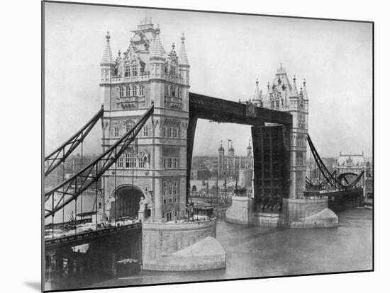 Tower Bridge, London, 1911-1912-Reinhold Thiele-Mounted Giclee Print