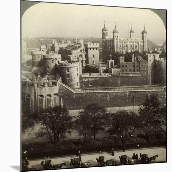 Tower of London, C Late 19th Century-Underwood & Underwood-Mounted Photographic Print