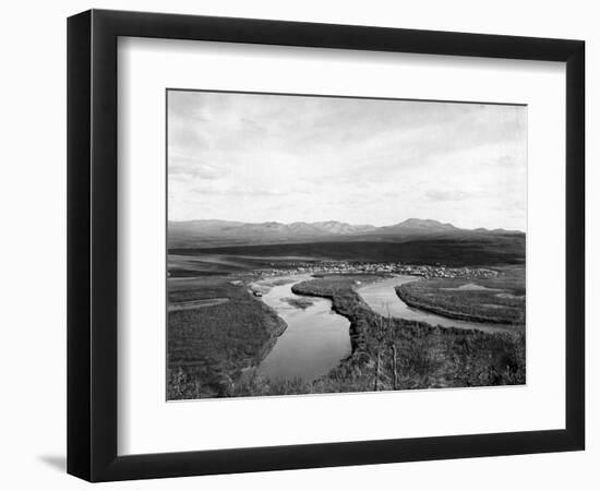 Town View of Iditarod, Alaska Photograph - Iditarod, AK-Lantern Press-Framed Art Print