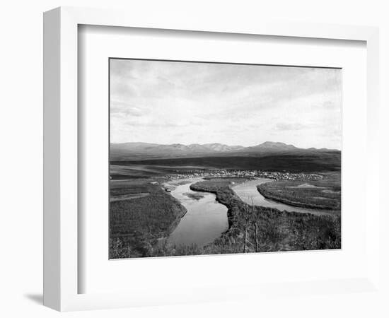 Town View of Iditarod, Alaska Photograph - Iditarod, AK-Lantern Press-Framed Art Print