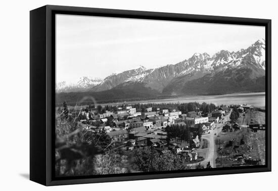 Town View of Seward, Alaska Photograph - Seward, AK-Lantern Press-Framed Stretched Canvas