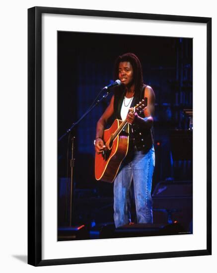 Tracy Chapman-null-Framed Premium Photographic Print