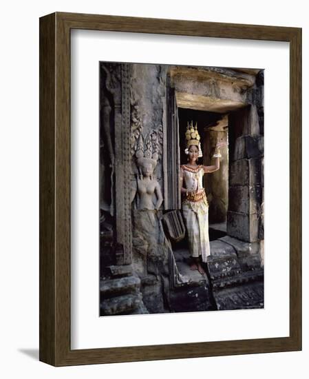 Traditional Cambodian Apsara Dancer, Siem Reap Province, Cambodia-Gavin Hellier-Framed Photographic Print