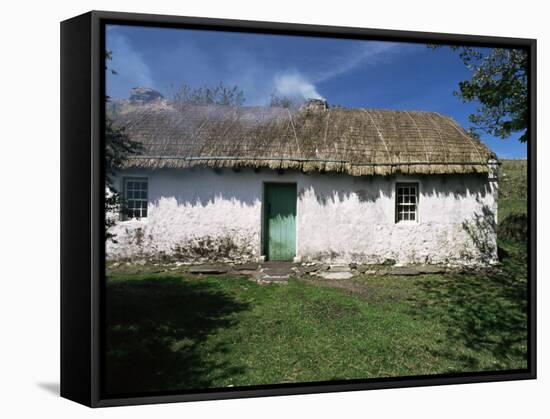 Traditional Thatched Cottage Near Glencolumbkille, County Donegal, Ulster, Eire-Gavin Hellier-Framed Stretched Canvas