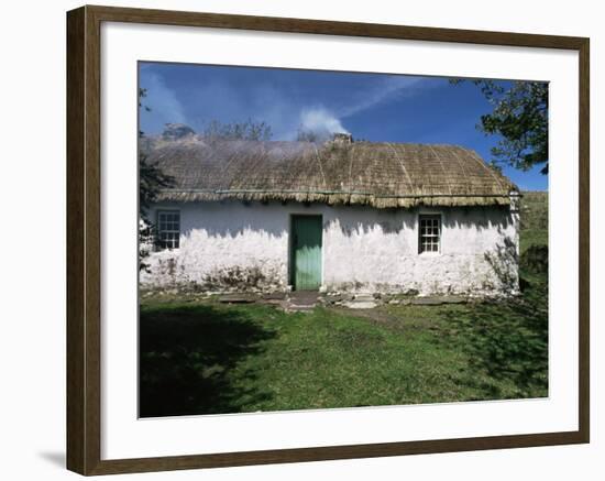 Traditional Thatched Cottage Near Glencolumbkille, County Donegal, Ulster, Eire-Gavin Hellier-Framed Photographic Print