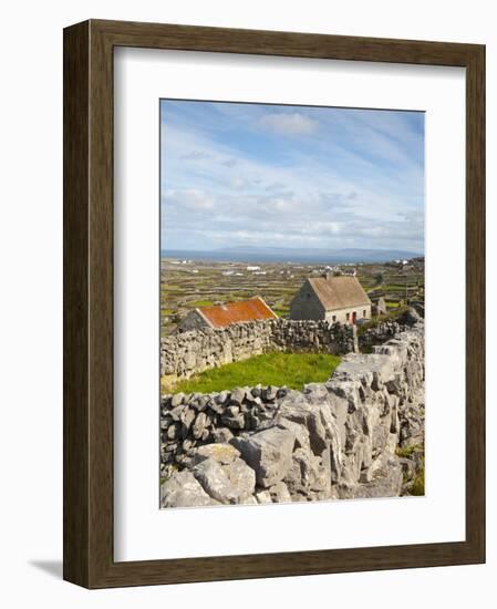 Traditional Thatched Roof Cottage, Inisheer, Aran Islands, Co, Galway, Ireland-Doug Pearson-Framed Photographic Print