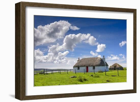 Traditional White House-Michael Blanchette Photography-Framed Photographic Print