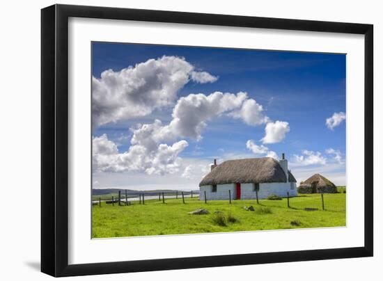 Traditional White House-Michael Blanchette Photography-Framed Photographic Print