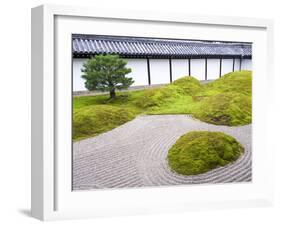 Traditional Zen Raked Gravel Garden, Hojo Hasso (Zen) Garden, Tofuku-Ji, Kyoto, Japan, Asia-Ben Pipe-Framed Photographic Print