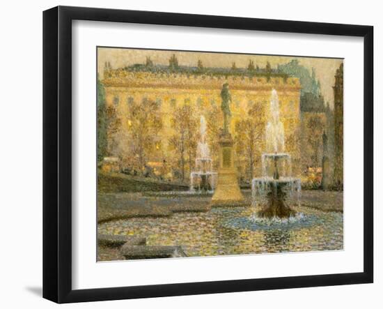 Trafalgar Square, London, 1908-Henri Eugene Augustin Le Sidaner-Framed Giclee Print