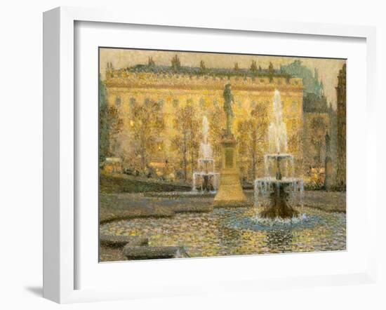 Trafalgar Square, London, 1908-Henri Eugene Augustin Le Sidaner-Framed Giclee Print