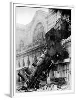 Train wreck at Montparnasse, Paris, 1895-null-Framed Giclee Print