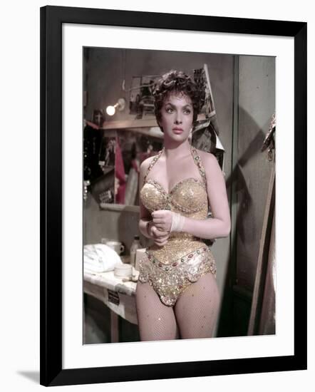 Trapeze by CarolReed with Gina Lollobrigida, 1956 (photo)-null-Framed Photo