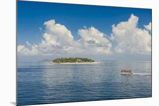 Treasure Island, Mamanuca Islands, Fiji, South Pacific-Michael Runkel-Mounted Photographic Print