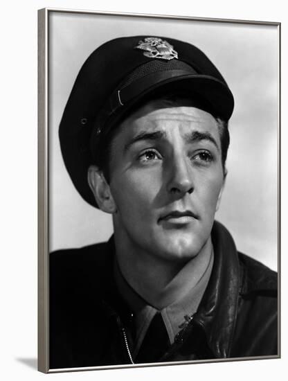 Trente secondes sur Tokyo THIRTY SECONDS OVER TOKYO by MervynLeRoy with Robert Mitchum, Van Johnson-null-Framed Photo