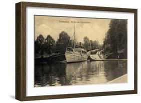 Trollhättan Schweden, Mellersta Slusslinien, Dampfer Motalaström-null-Framed Giclee Print