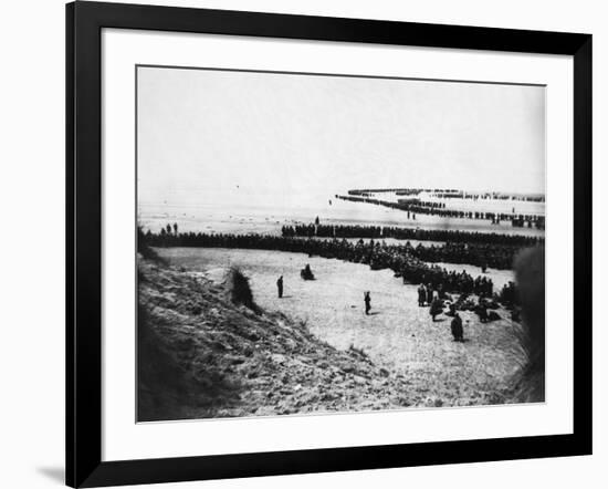 Troops Ready for Evacuation at Dunkirk-null-Framed Photographic Print