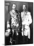 Tsar Nicholas II of Russia and George V of the United Kingdom, 1913-null-Mounted Giclee Print