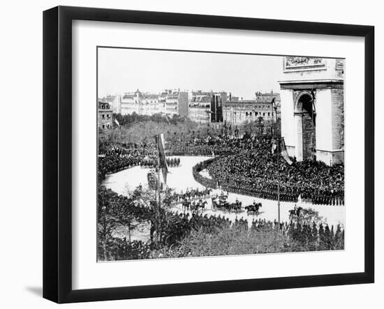 Tsar Nicholas II's Visit to Paris, 1896-null-Framed Premium Giclee Print