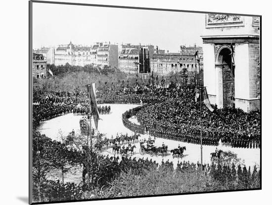 Tsar Nicholas II's Visit to Paris, 1896-null-Mounted Premium Giclee Print