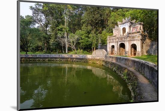 Tu Hieu Pagoda, Hue, Thua Thien Hue Province, Vietnam, Indochina, Southeast Asia, Asia-Nathalie Cuvelier-Mounted Photographic Print