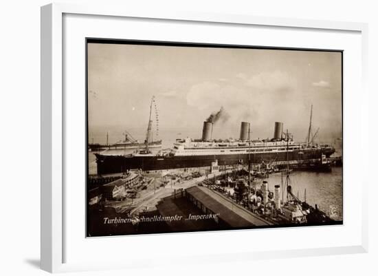 Turbinen Schnelldampfer Imperator Im Hafen-null-Framed Giclee Print