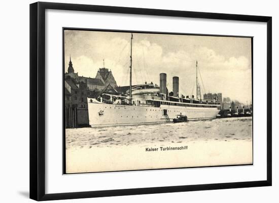 Turbinenschiff Kaiser Der Hapag in Einem Hafen-null-Framed Giclee Print