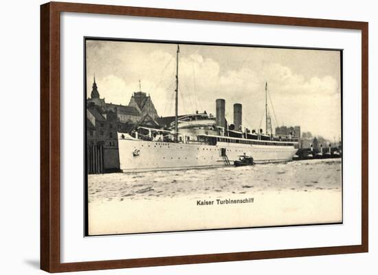 Turbinenschiff Kaiser Der Hapag in Einem Hafen-null-Framed Giclee Print