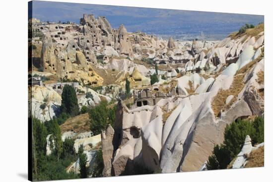 Turkey, Anatolia, Goreme National Park, Uchisar village and Pidgeon Valley rock.-Emily Wilson-Stretched Canvas