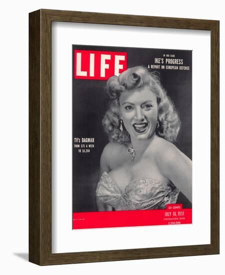 TV actress Dagmar, Virginia Ruth Egnor, July 16, 1951-Alfred Eisenstaedt-Framed Photographic Print