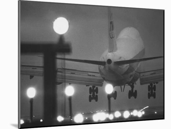 Twa Plane Landing at O'Hare Airport-null-Mounted Photographic Print