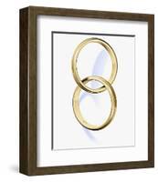 Two interlocked wedding rings-Matthias Kulka-Framed Photo