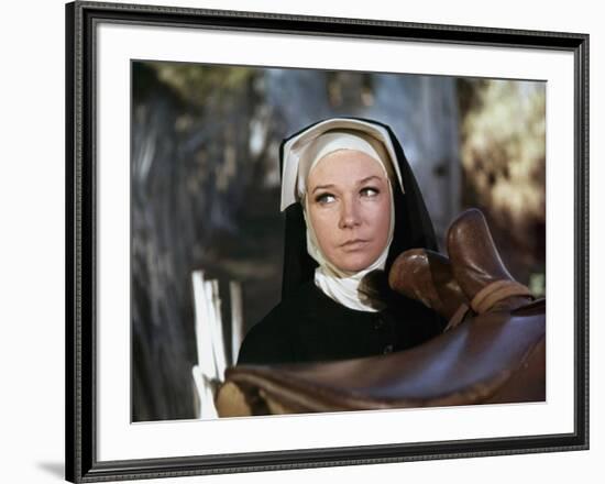 Two Mules for Sister Sara by DonSiegel with Shirley MacLaine, here 1970 (photo)-null-Framed Photo