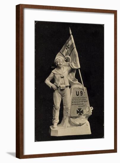 U 9, U Boot, Deutscher Seemann, Kaiserflagge-null-Framed Giclee Print