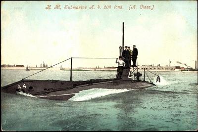 https://imgc.allpostersimages.com/img/posters/u-boot-h-m-submarine-a-4-204-tons-a-class_u-L-POSS4Y0.jpg?artPerspective=n