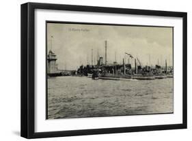 U Boote, Blick Auf Den U Boot Hafen-null-Framed Giclee Print