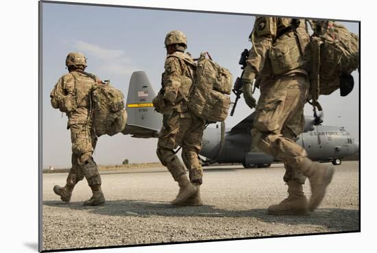 U.S. Army Soldiers Make their Way to a C-130 Hercules-null-Mounted Photographic Print