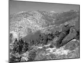 U.S. Marine Infantrymen Engage Chinese Forces at the Chosin Reservoir-null-Mounted Photo