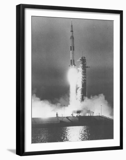 U.S. Saturn Apollo 9 Liftoff-null-Framed Premium Photographic Print
