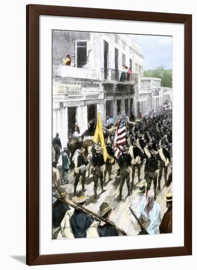 U.S. Troops Entering Ponce, Puerto Rico, During the Spanish-American War, c.1898-null-Framed Giclee Print