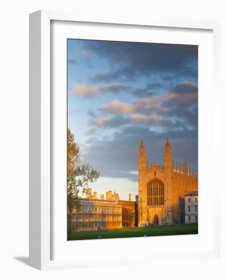 UK, England, Cambridgeshire, Cambridge, the Backs, King's College Chapel-Alan Copson-Framed Photographic Print