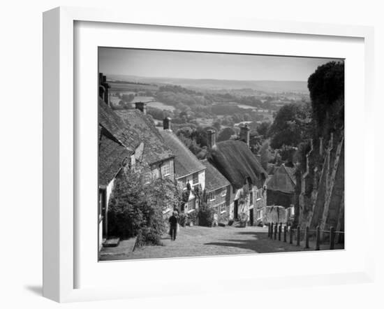 UK, England, Dorset, Shaftesbury, Gold Hill-Alan Copson-Framed Photographic Print