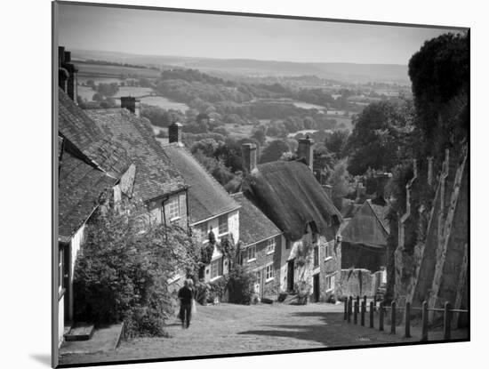 UK, England, Dorset, Shaftesbury, Gold Hill-Alan Copson-Mounted Photographic Print