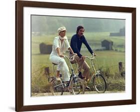 Un Amour by Pluie by Jean Claude Brialy with Romy Schneider and Nino Castelnuovo, 1973 (photo)-null-Framed Photo