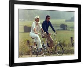 Un Amour by Pluie by Jean Claude Brialy with Romy Schneider and Nino Castelnuovo, 1973 (photo)-null-Framed Photo