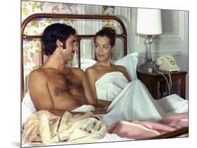 Un Amour by Pluie by Jean Claude Brialy with Romy Schneider and Nino Castelnuovo, 1973 (photo)-null-Mounted Photo