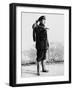 Un Millon En La Basura, 1967-null-Framed Photographic Print