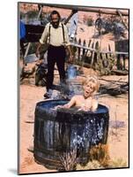 Un nomme Cable Hogue THE BALLAD OF CABLE HOGUE by Sam Peckinpah with Jason Robards and Stella Steve-null-Mounted Photo