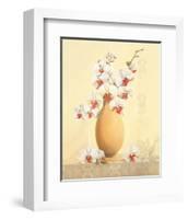 Un Vase Blanc-Gerard Beauvoir-Framed Art Print