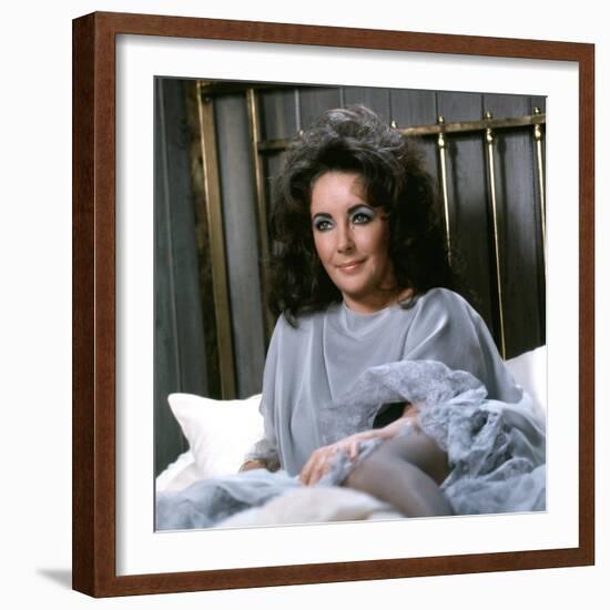 Under Milk Wood by Andrew Sinclair with Elizabeth Taylor, 1972 (photo)-null-Framed Photo